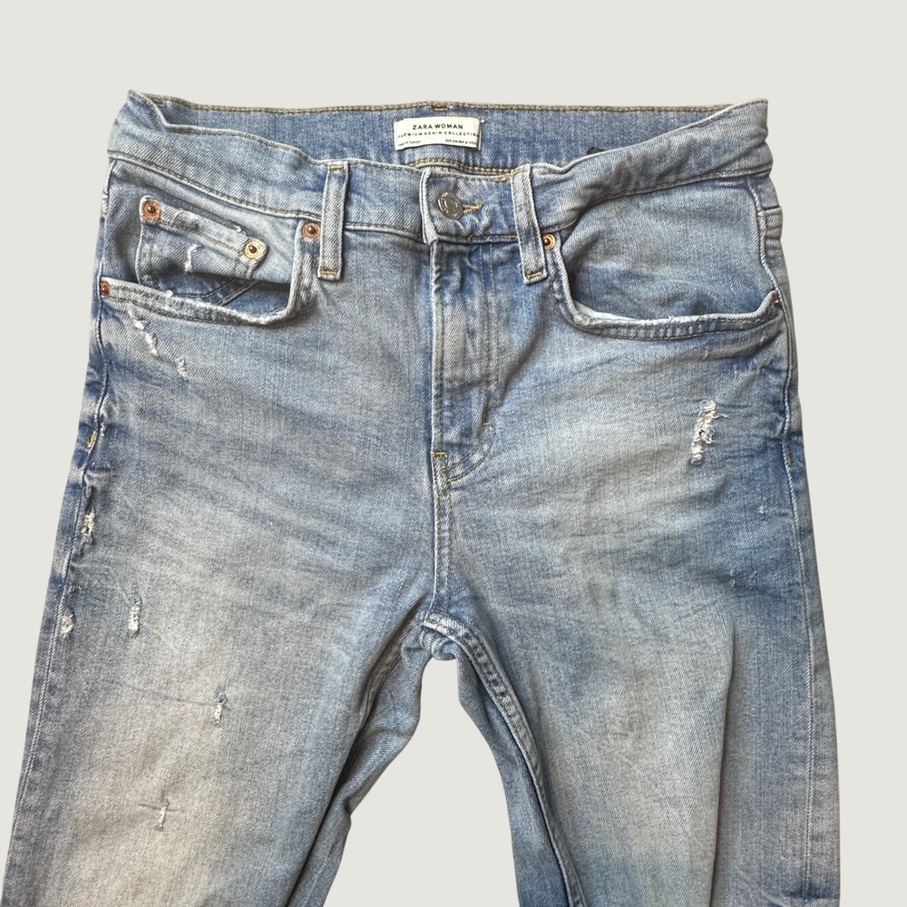 Zara Jeans Womens 2 Premium Denim Light Wash Distressed Ripped Slim Distressed